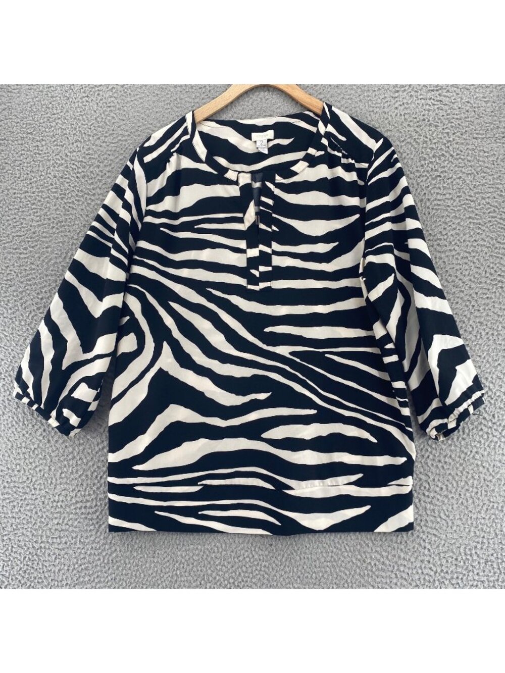 Chicos Top Womens 2 US Large Black Zebra Striped 3/4 Sleeves Split Neck Hi Low